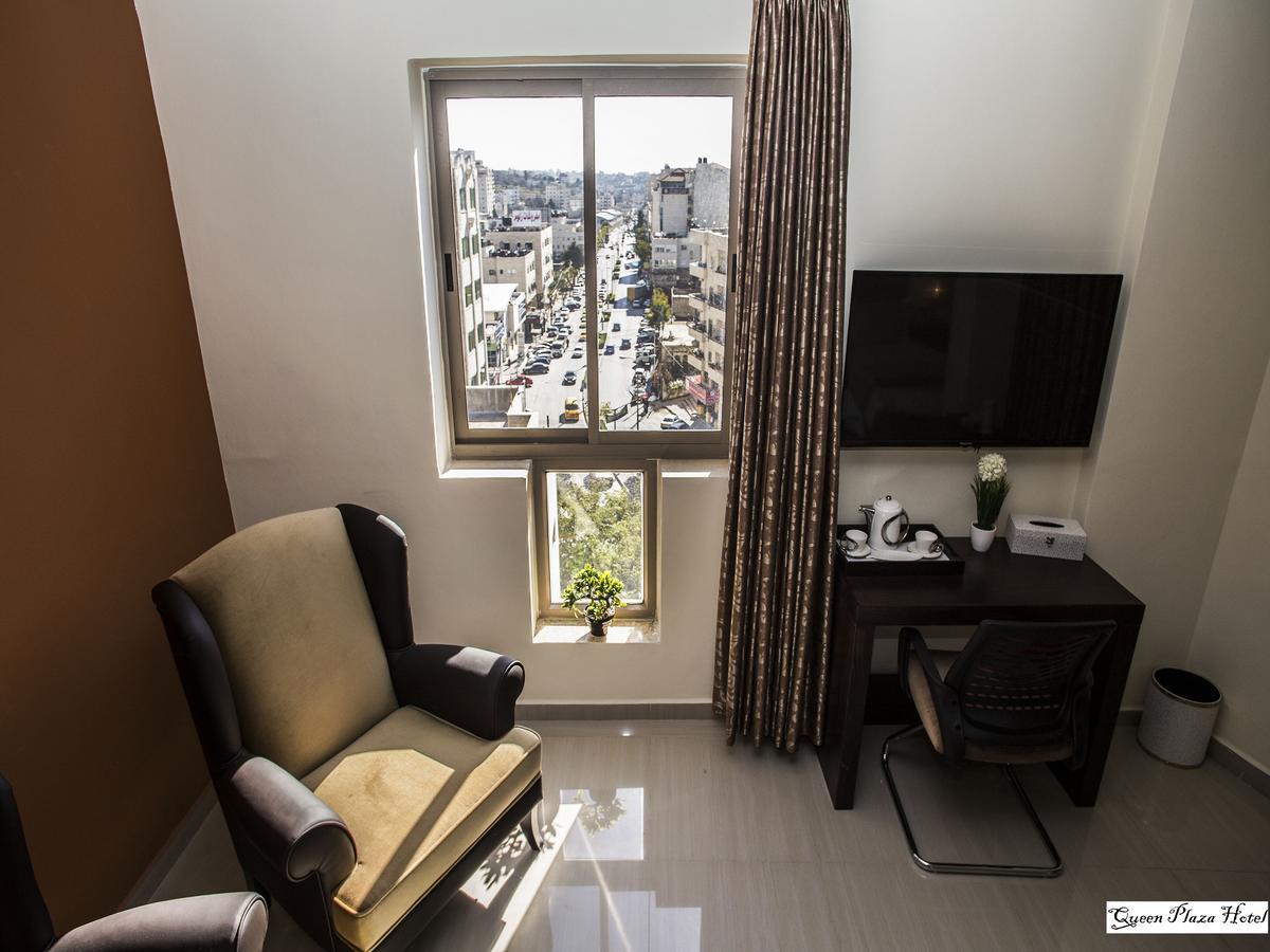 Queen Plaza Hotel Хеврон Экстерьер фото